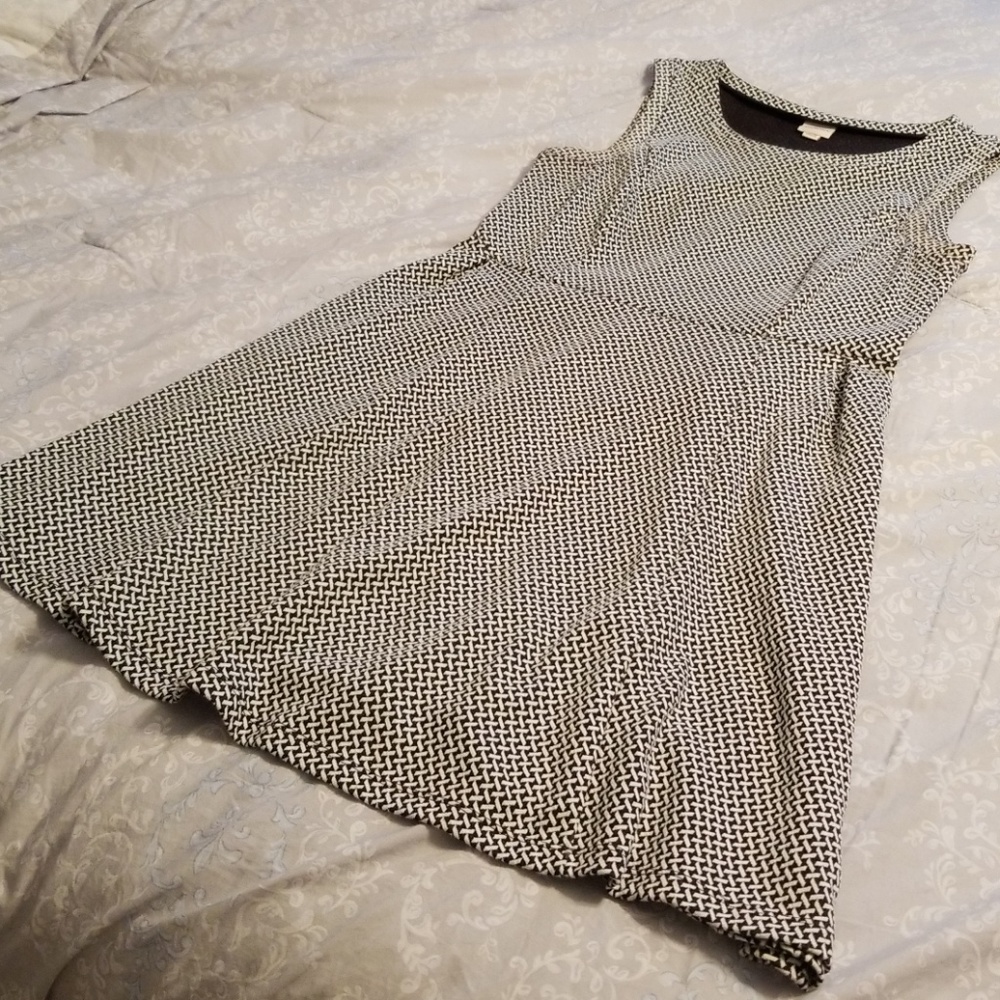 SLEEVELESS DRESS - Picture 2 of 4